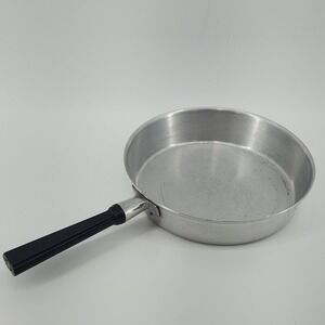 Vintage Wear-Ever Aluminum Fry Pan 10 Inch Skillet Made in USA